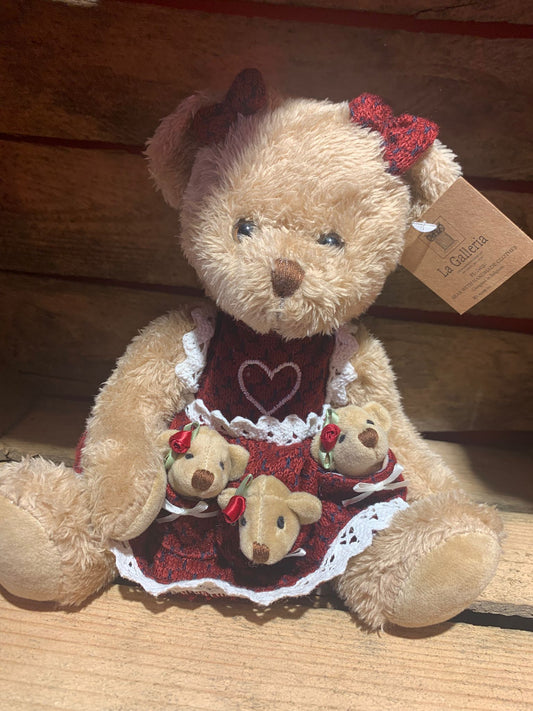 Knuffel La Galleria kleedje bordeaux met mini-beertjes